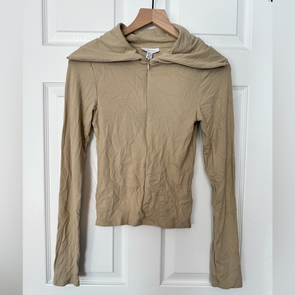 Topshop ribbed long sleeve zipper front top with collar NWT size‎ 4